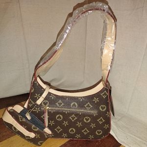 Brand New Purse